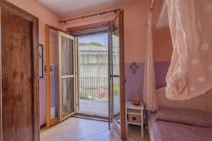 Apartment | 2 bedrooms - Spacious Apartment With Terrace by Wonderful Italy (Sanremo)