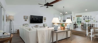 Southern Shore Cottage- Lake Tuscaloosa- 3BR/2.5BA