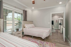 2 bedrooms, desk, iron/ironing board, WiFi