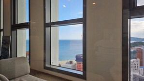 Premier Ocean View | バルコニーからの眺望