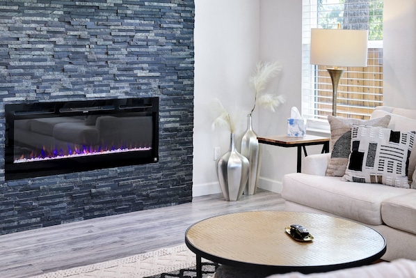 Smart TV, fireplace, offices
