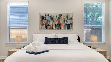 3 habitaciones, escritorio, wifi y ropa de cama