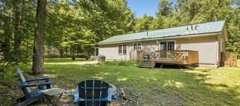 Belle Maison Intermediate Lake Cottage