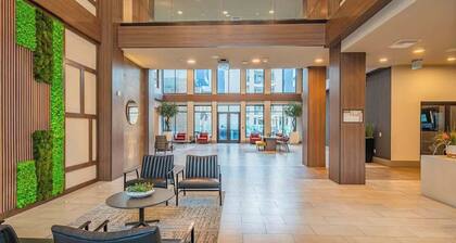 Elegant Escape | TPC Golf, Kierland, Pool, W/D