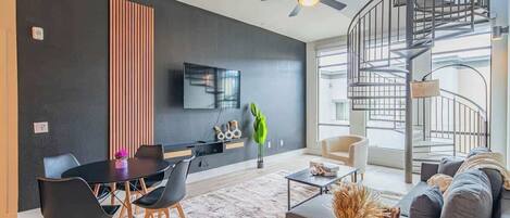 Télévision, espaces bureaux