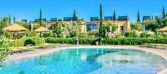 Green building - residence with swimming-pool in Cecina