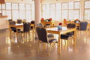 Dining room - Global Hotels & Suites Kitengela (Kitengela)
