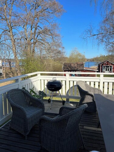 Strandvillan Gnesta - Villa close to nature for larger families or groups 