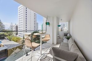 Appartement, 3 chambres, vue océan (No parking) | Terrasse/Patio