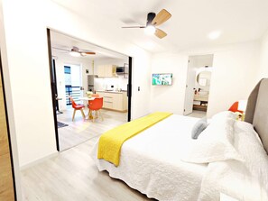 1 chambre, fer et planche à repasser, Wi-Fi, draps fournis