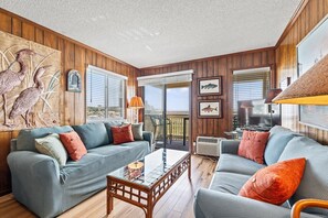 TV - Enjoy the Shores of the Atlantic at A Place at The Beach 9670 332 (Myrtle Beach)