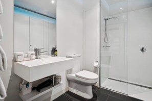 シャワー、ヘアドライヤー