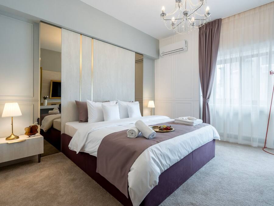 Deluxe Apartment, Balcony, City View | Premium bedding, memory foam beds, laptop workspace, iron/ironing board