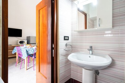 4196蒂娜别墅及停车场，由Barbarhouse管理