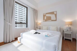 1 bedroom, desk, iron/ironing board, WiFi