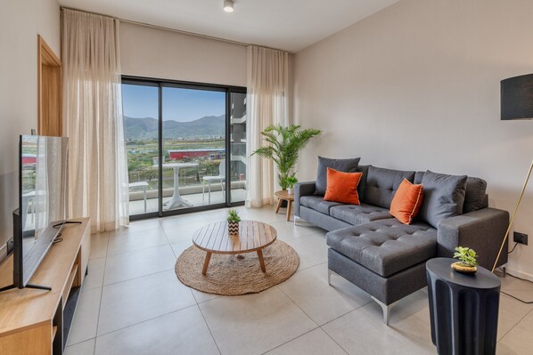 One-Bedroom Apartment | 3 bedrooms, free WiFi, bed sheets
