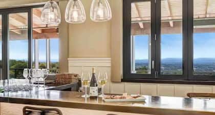 The Vineyard Estate at Paradise Ridge by Kohmsa