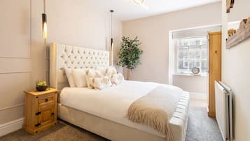 Casa | 3 camere, una scrivania