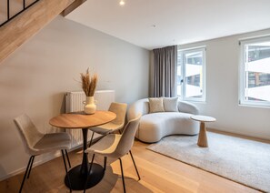 1 bedroom, Internet - Charming Modern Studio in the Heart of Ghent (Ghent)