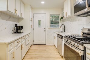 Nhà (3 Bedrooms) | Nội thất