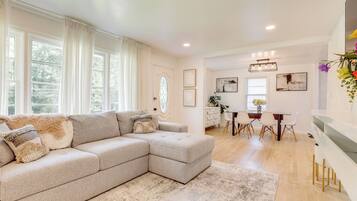 Nhà (3 Bedrooms) | Nội thất