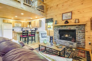 House (2 Bedrooms) | Interior