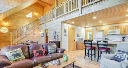 Sevierville 'woods Retreat' Cabin w/ Mtn View