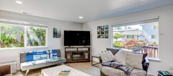 Rockaway Beach House - Walk to Ocean!