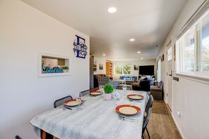Casa (2 Bedrooms) | Interior