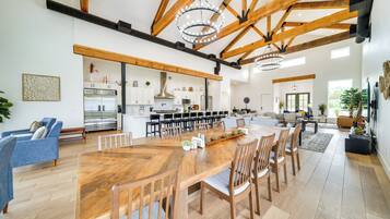 Maison (5 Bedrooms) | Intérieur