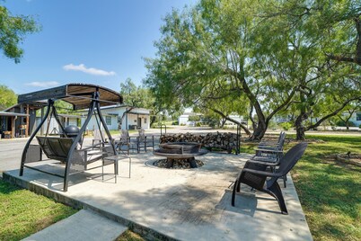 Legacy Ranch Escape: Game Room & Lake Access