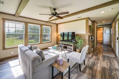 宠物友好的丘陵乡村隐居处带甲板