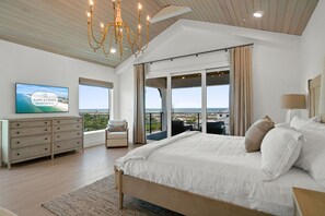 6 室のベッドルーム、アイロン / アイロン台、WiFi (無料)、ベッドシーツ