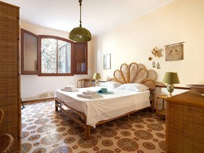 6 chambres, décoration personnalisée, ameublement personnalisé