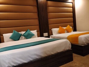 Royal Double Room, Multiple Bedrooms, City View | Soundproofing, free WiFi, bed sheets - Goroomgo Alfa Lucknow (Lucknow)