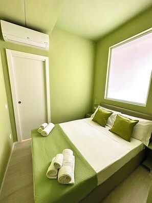 2 bedrooms, WiFi, bed sheets