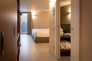 5 bedrooms