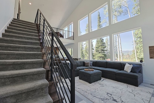 Silverview Lodge by Cottonwood Lodging