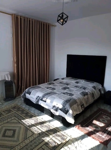 Charming Studio à côté de l'aéroport Cozy Appartment Near Carthage Airport