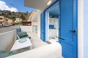 Terrace/patio - New bright modern apartment on the beach (San Vito Lo Capo)