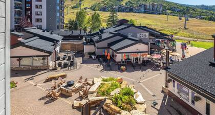 Ski-In/Ski-Out 2-Bdrm at Torian Plum!