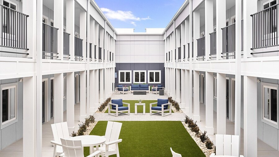 stayAPT Suites Suffolk-Chesapeake