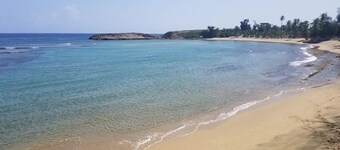 Waves & Chill 1 | Jobos Guest House