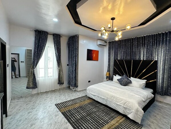 3 Schlafzimmer, Bügeleisen/Bügelbrett, WLAN, Bettwäsche