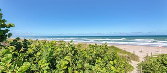 Heated Pool - New Listing-Pool Home- 1/2 block from Beach