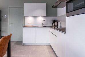 MikrovÄgsugn, ugn, spishÀll och kaffe- och tebryggare