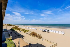 Beach - 2 bedroom accommodation in Sint Idesbald (Sint Idesbald)