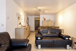 TV, DVD player - 2 bedroom accommodation in Koksijde (Koksijde)