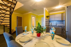 Apartment (A4) | Dining - Apartments Tomica (Novi Vinodolski)