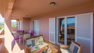 Apartment (A1) | Terrace/patio